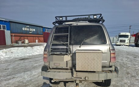 Toyota Land Cruiser 100 рестайлинг 2, 2002 год, 2 800 000 рублей, 10 фотография