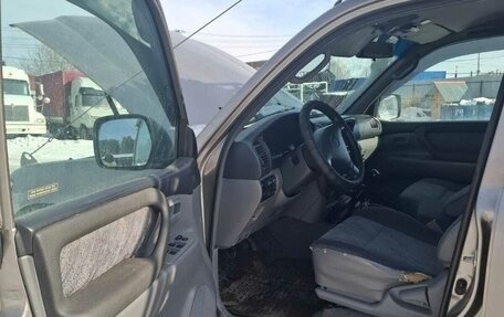 Toyota Land Cruiser 100 рестайлинг 2, 2002 год, 2 800 000 рублей, 5 фотография