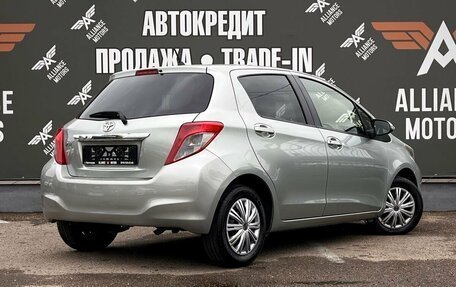 Toyota Vitz, 2012 год, 685 000 рублей, 8 фотография