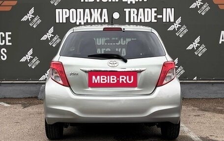 Toyota Vitz, 2012 год, 685 000 рублей, 6 фотография