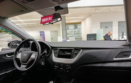 Hyundai Solaris II рестайлинг, 2017 год, 1 061 000 рублей, 15 фотография