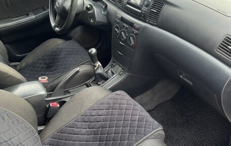 Toyota Corolla, 2004 год, 430 000 рублей, 5 фотография