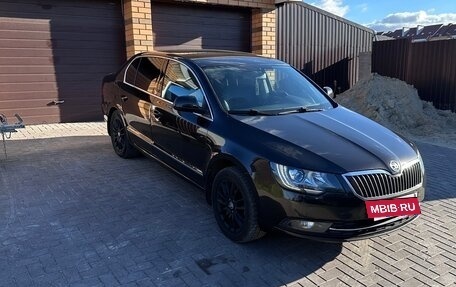 Skoda Superb III рестайлинг, 2014 год, 990 000 рублей, 9 фотография