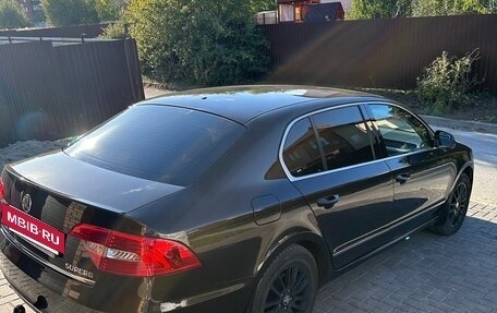 Skoda Superb III рестайлинг, 2014 год, 990 000 рублей, 8 фотография