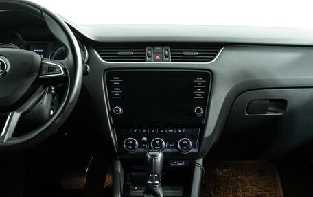 Skoda Octavia, 2017 год, 1 399 777 рублей, 14 фотография