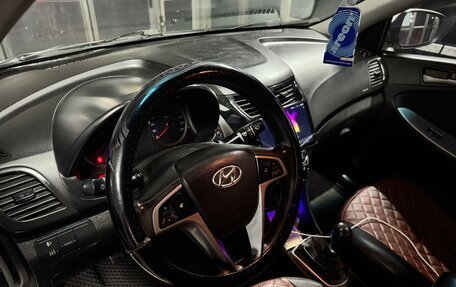 Hyundai Solaris II рестайлинг, 2016 год, 820 000 рублей, 10 фотография
