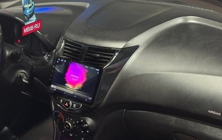 Hyundai Solaris II рестайлинг, 2016 год, 820 000 рублей, 15 фотография