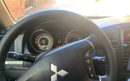 Mitsubishi Pajero IV, 2012 год, 2 000 000 рублей, 11 фотография