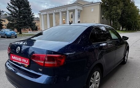 Volkswagen Jetta VI, 2015 год, 880 000 рублей, 10 фотография