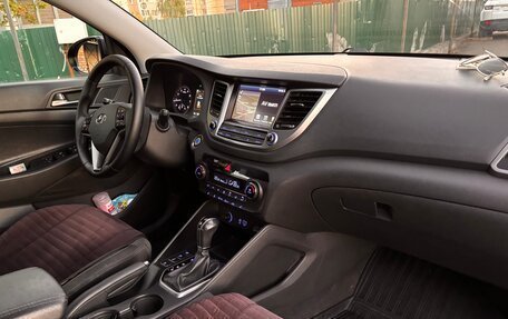 Hyundai Tucson III, 2017 год, 2 350 000 рублей, 19 фотография