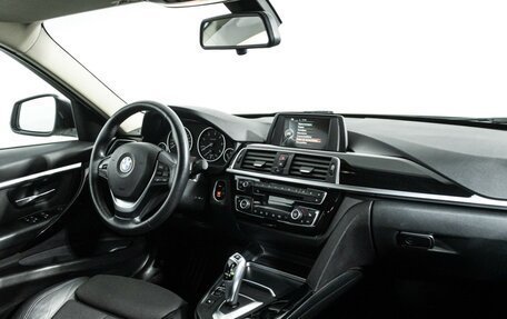 BMW 3 серия, 2017 год, 2 599 898 рублей, 9 фотография