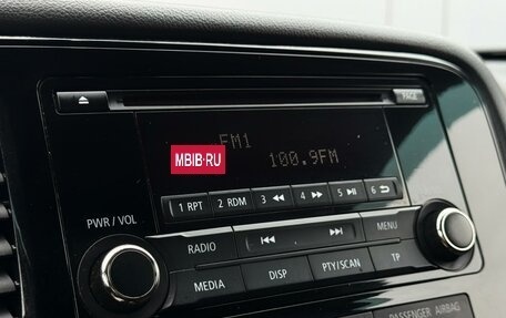 Mitsubishi Outlander III рестайлинг 3, 2016 год, 1 890 000 рублей, 20 фотография