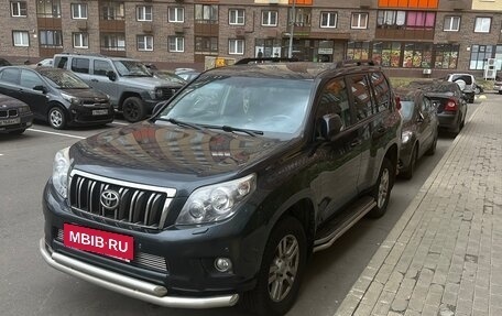 Toyota Land Cruiser Prado 150 рестайлинг 2, 2012 год, 3 150 000 рублей, 2 фотография