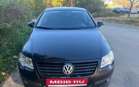 Volkswagen Passat B6, 2007 год, 410 000 рублей, 2 фотография