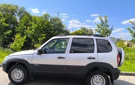 Chevrolet Niva I рестайлинг, 2018 год, 660 000 рублей, 4 фотография