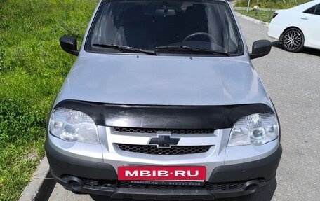 Chevrolet Niva I рестайлинг, 2018 год, 660 000 рублей, 2 фотография