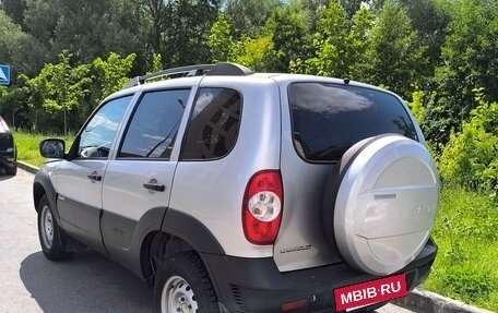 Chevrolet Niva I рестайлинг, 2018 год, 660 000 рублей, 5 фотография