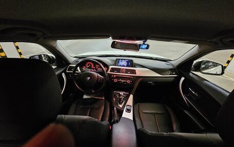 BMW 3 серия, 2015 год, 1 350 000 рублей, 4 фотография