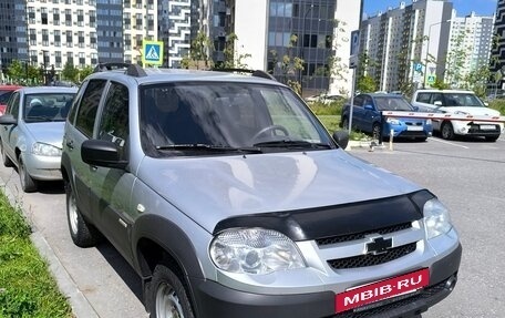 Chevrolet Niva I рестайлинг, 2018 год, 660 000 рублей, 7 фотография
