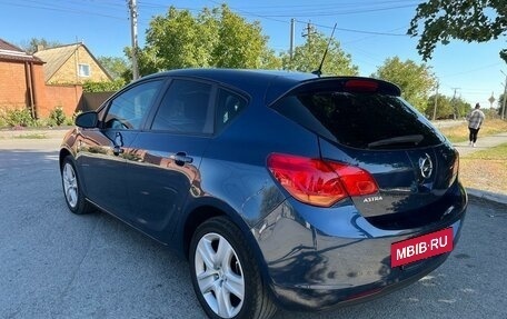Opel Astra J, 2011 год, 850 000 рублей, 12 фотография