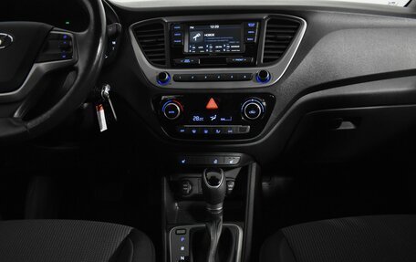 Hyundai Solaris II рестайлинг, 2018 год, 1 190 000 рублей, 17 фотография