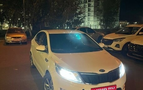 KIA Rio III рестайлинг, 2013 год, 680 000 рублей, 2 фотография