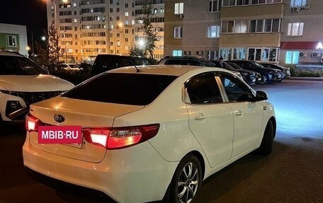 KIA Rio III рестайлинг, 2013 год, 680 000 рублей, 3 фотография