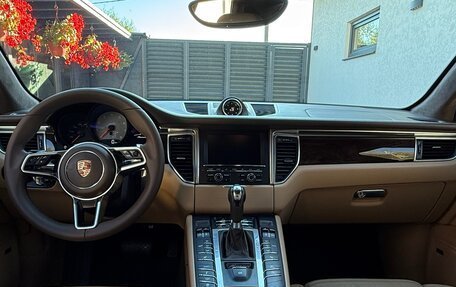 Porsche Macan I рестайлинг, 2015 год, 2 870 000 рублей, 6 фотография