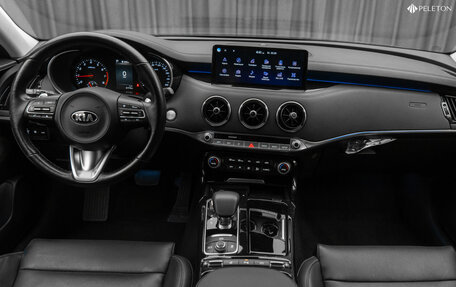 KIA Stinger I, 2021 год, 3 720 000 рублей, 10 фотография