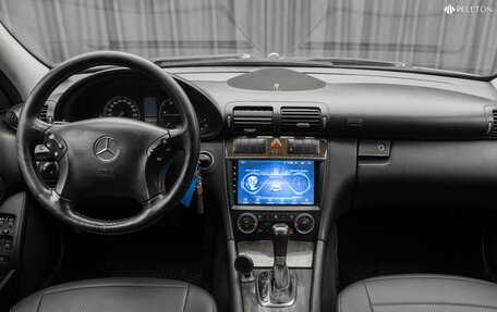 Mercedes-Benz C-Класс, 2005 год, 690 000 рублей, 10 фотография