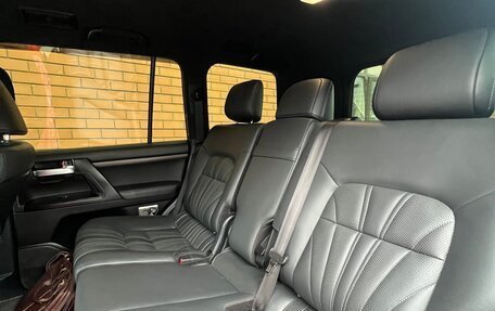 Toyota Land Cruiser 200, 2016 год, 5 900 000 рублей, 7 фотография