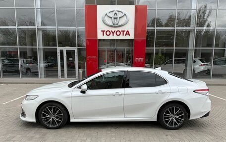 Toyota Camry, 2021 год, 2 950 000 рублей, 8 фотография