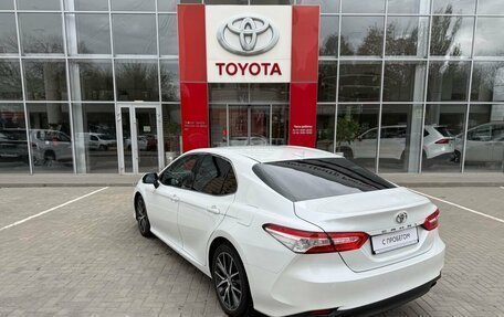 Toyota Camry, 2021 год, 2 950 000 рублей, 7 фотография