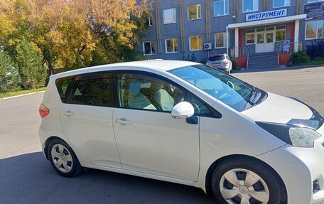Toyota Ractis II, 2011 год, 950 000 рублей, 12 фотография