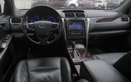Toyota Camry, 2016 год, 2 014 000 рублей, 6 фотография