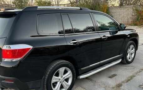 Toyota Highlander III, 2012 год, 2 300 000 рублей, 4 фотография