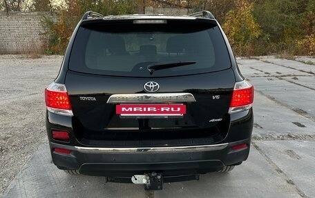 Toyota Highlander III, 2012 год, 2 300 000 рублей, 5 фотография