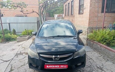 Honda Civic VIII, 2010 год, 750 000 рублей, 2 фотография