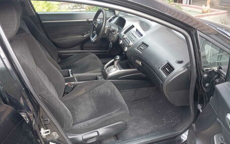 Honda Civic VIII, 2010 год, 750 000 рублей, 6 фотография
