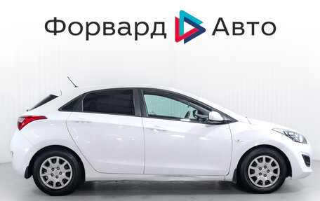 Hyundai i30 II рестайлинг, 2013 год, 899 990 рублей, 8 фотография