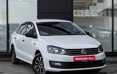 Volkswagen Polo VI (EU Market), 2017 год, 700 000 рублей, 3 фотография