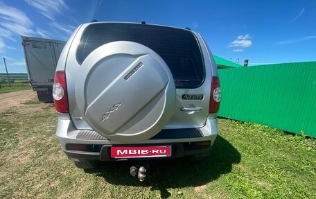 Chevrolet Niva I рестайлинг, 2011 год, 620 000 рублей, 3 фотография