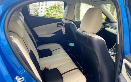 Mazda Demio IV, 2015 год, 1 030 000 рублей, 5 фотография