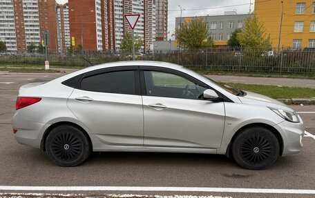 Hyundai Solaris II рестайлинг, 2012 год, 685 000 рублей, 4 фотография