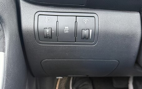 Hyundai Solaris II рестайлинг, 2012 год, 685 000 рублей, 12 фотография