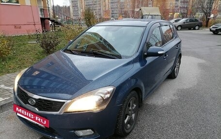 KIA cee'd I рестайлинг, 2011 год, 750 000 рублей, 2 фотография
