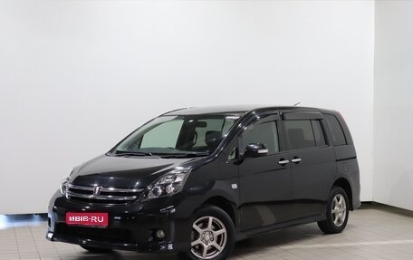 Toyota ISis I, 2010 год, 990 000 рублей, 1 фотография