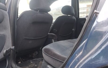 Ford Mondeo I, 1996 год, 250 000 рублей, 10 фотография
