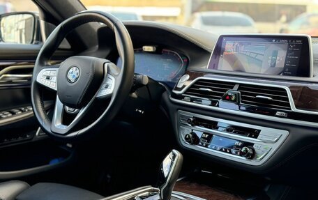 BMW 7 серия, 2019 год, 7 100 000 рублей, 15 фотография