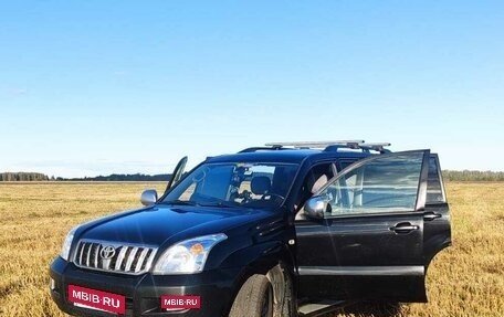 Toyota Land Cruiser Prado 120 рестайлинг, 2007 год, 1 555 000 рублей, 3 фотография
